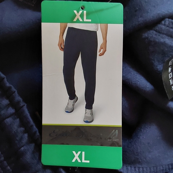 🌺 NWT Eddie Bauer Motion Performance Joggers - Picture 10 of 11